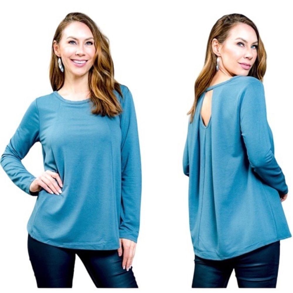 Top Keyhole Back Long Sleeve